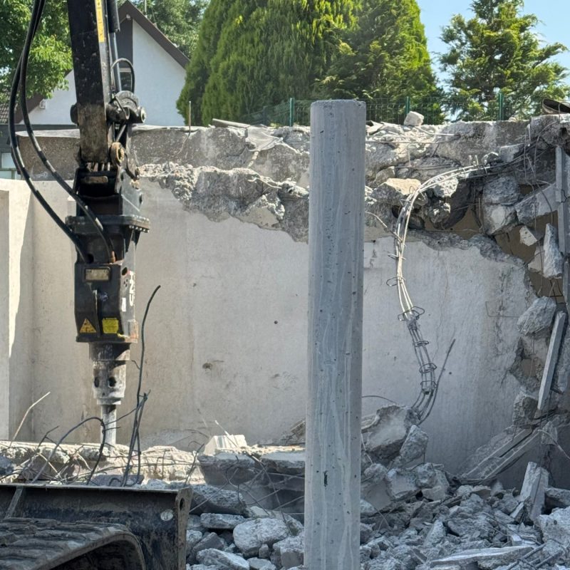 Sciage / d&eacute;molition Montb&eacute;liard 17